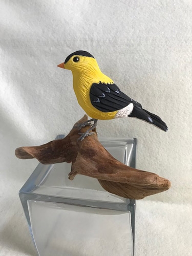 Photo of carved Gold Finch